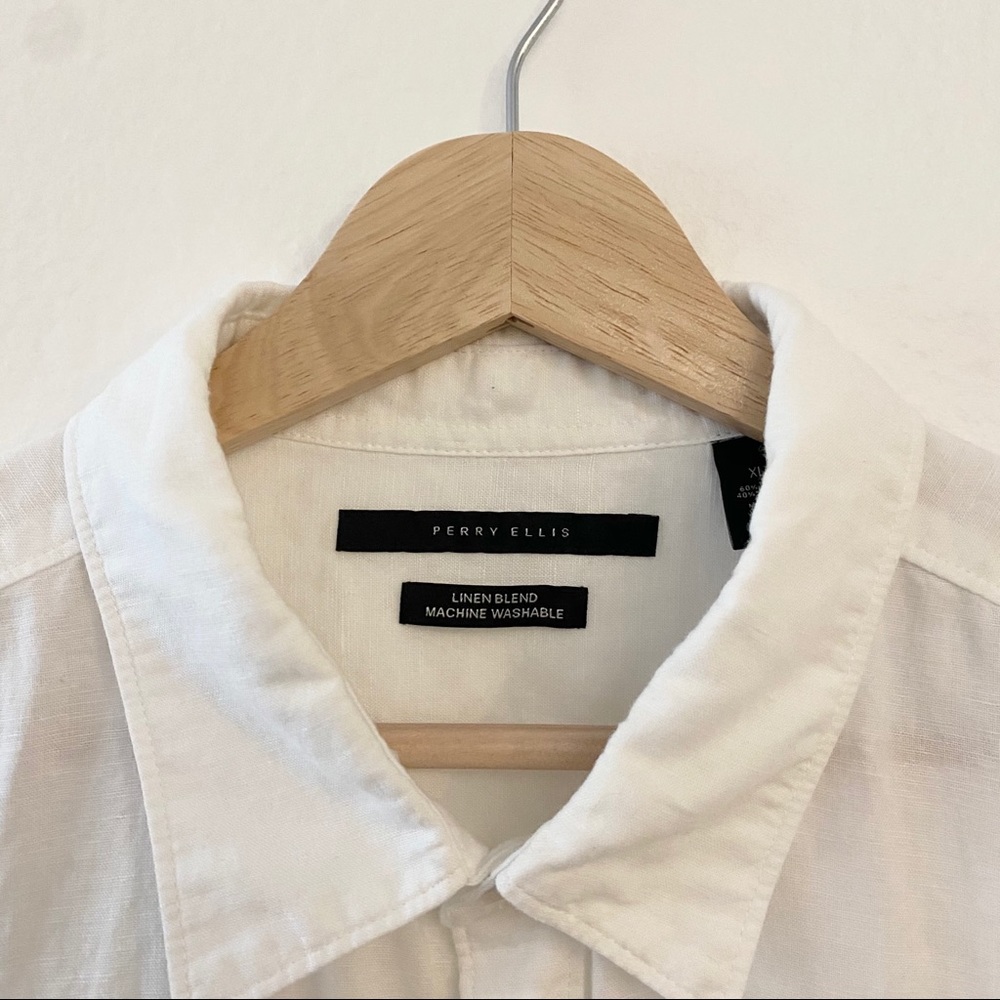Perry Ellis Linen Button Down - Picture 3 of 4